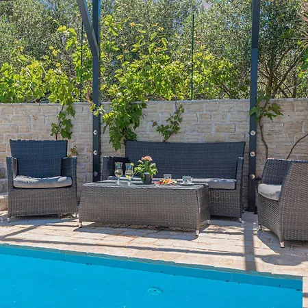 Lovely In With Sauna * Шибеник